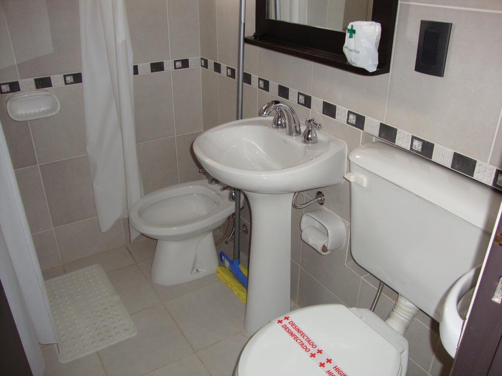 Hotel Euzko Alkartasuna Macachín Esterno foto