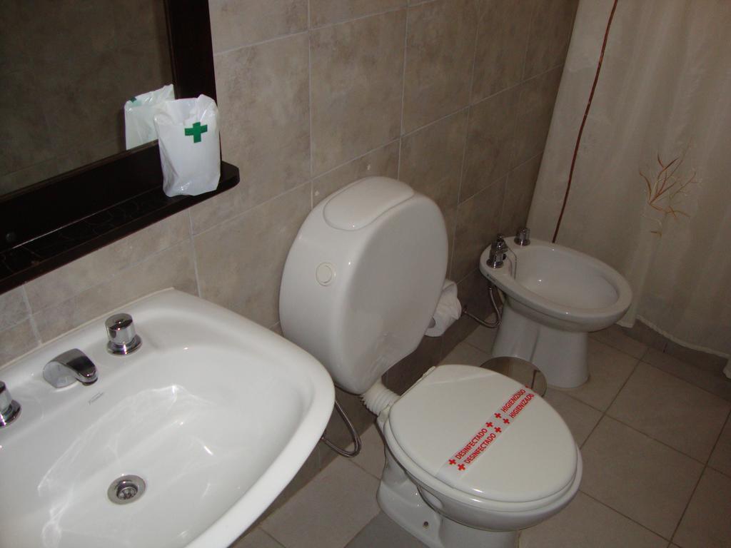 Hotel Euzko Alkartasuna Macachín Esterno foto