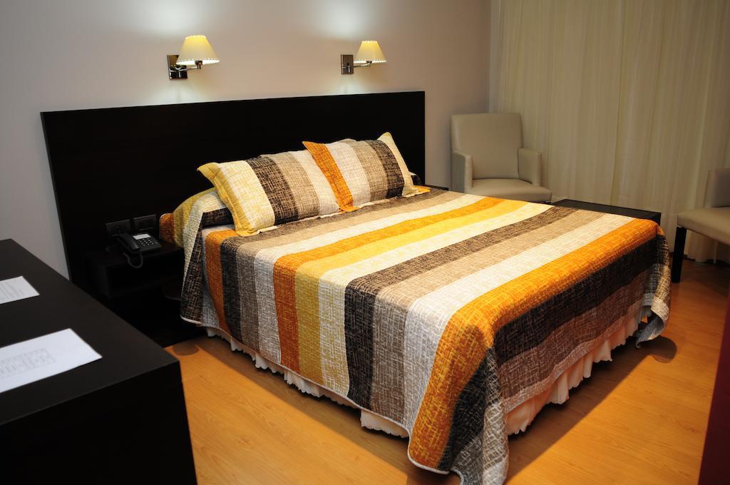 Hotel Euzko Alkartasuna Macachín Camera foto