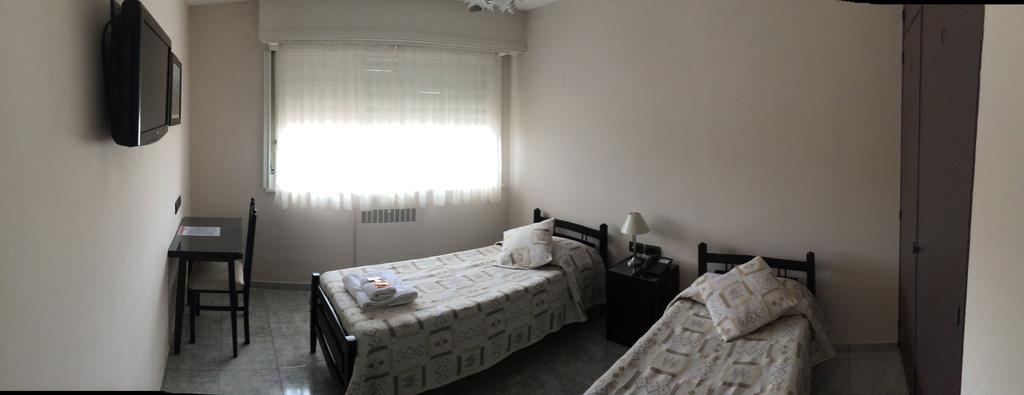 Hotel Euzko Alkartasuna Macachín Esterno foto
